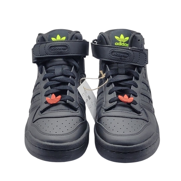 NEW Adidas Originals Forum Mid - Picture 3 of 9